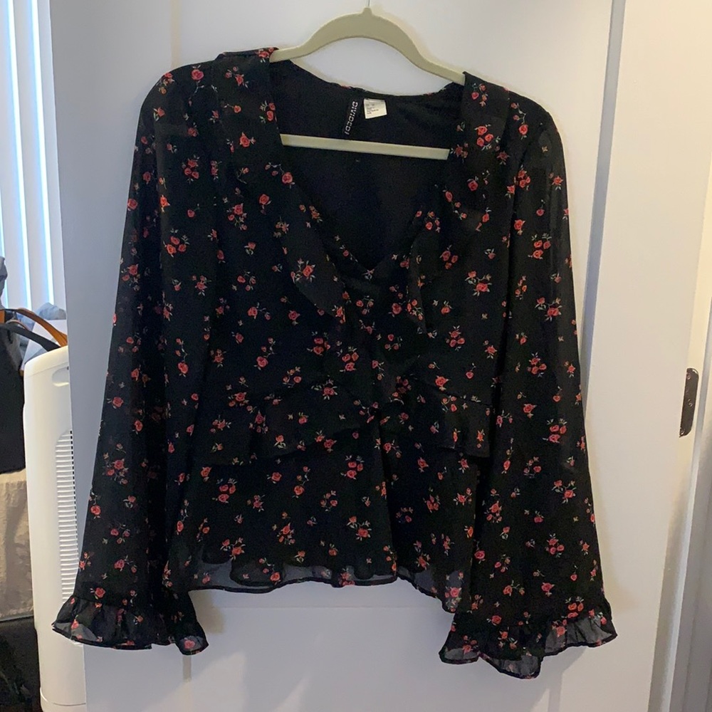 Black peplum top! *3 for $25*